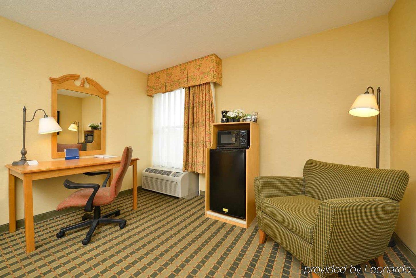 Express By Ihg Hotel