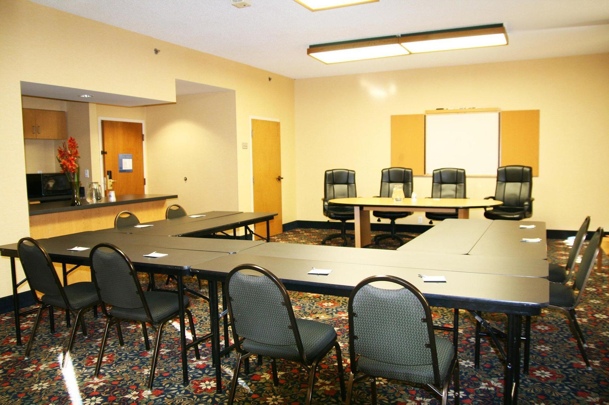 Express By Ihg 3* Olean